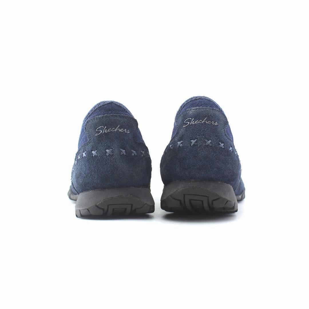 SKECHERS MEMORY FORM Skechers shoe design snapshots