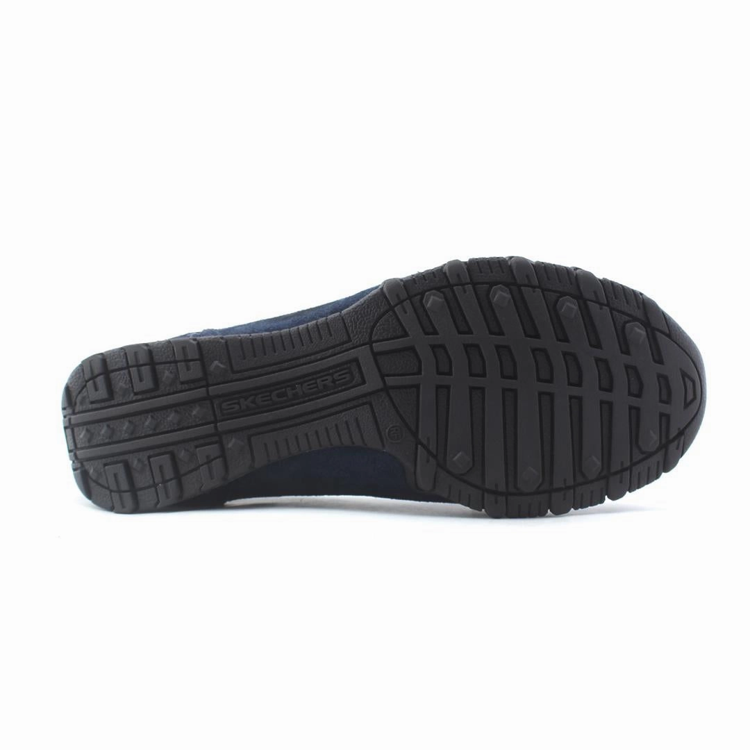 SKECHERS MEMORY FORM Skechers shoe design snapshots