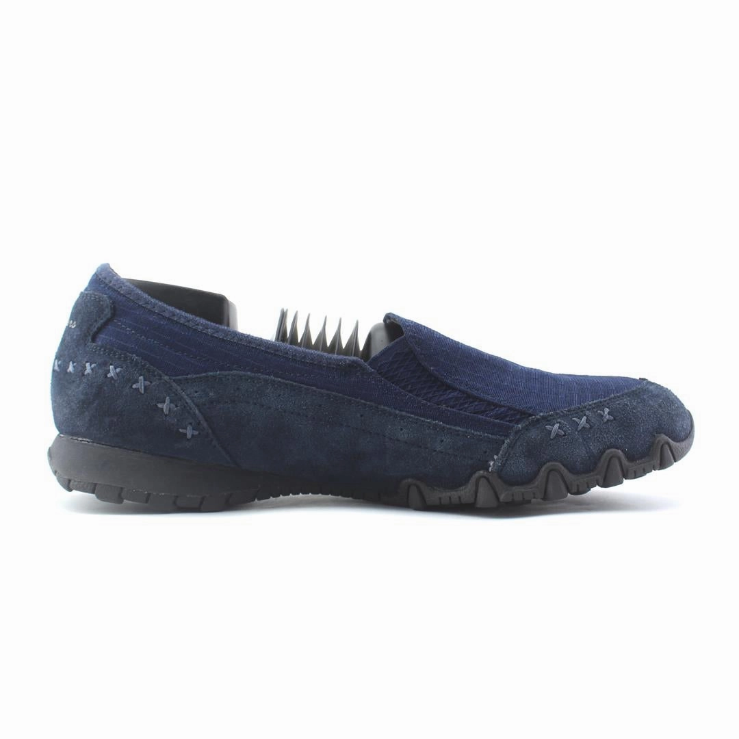 SKECHERS MEMORY FORM Skechers shoe design snapshots