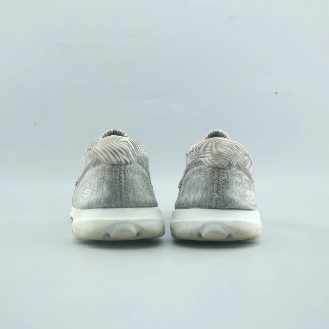 SKECHERS ON THE GO Skechers everyday footwear shots