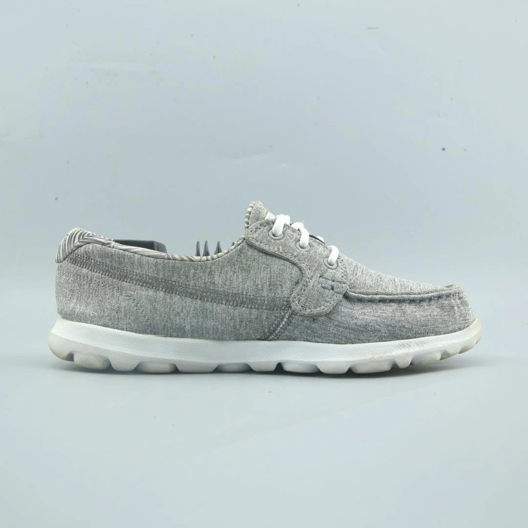 SKECHERS ON THE GO Skechers everyday footwear shots