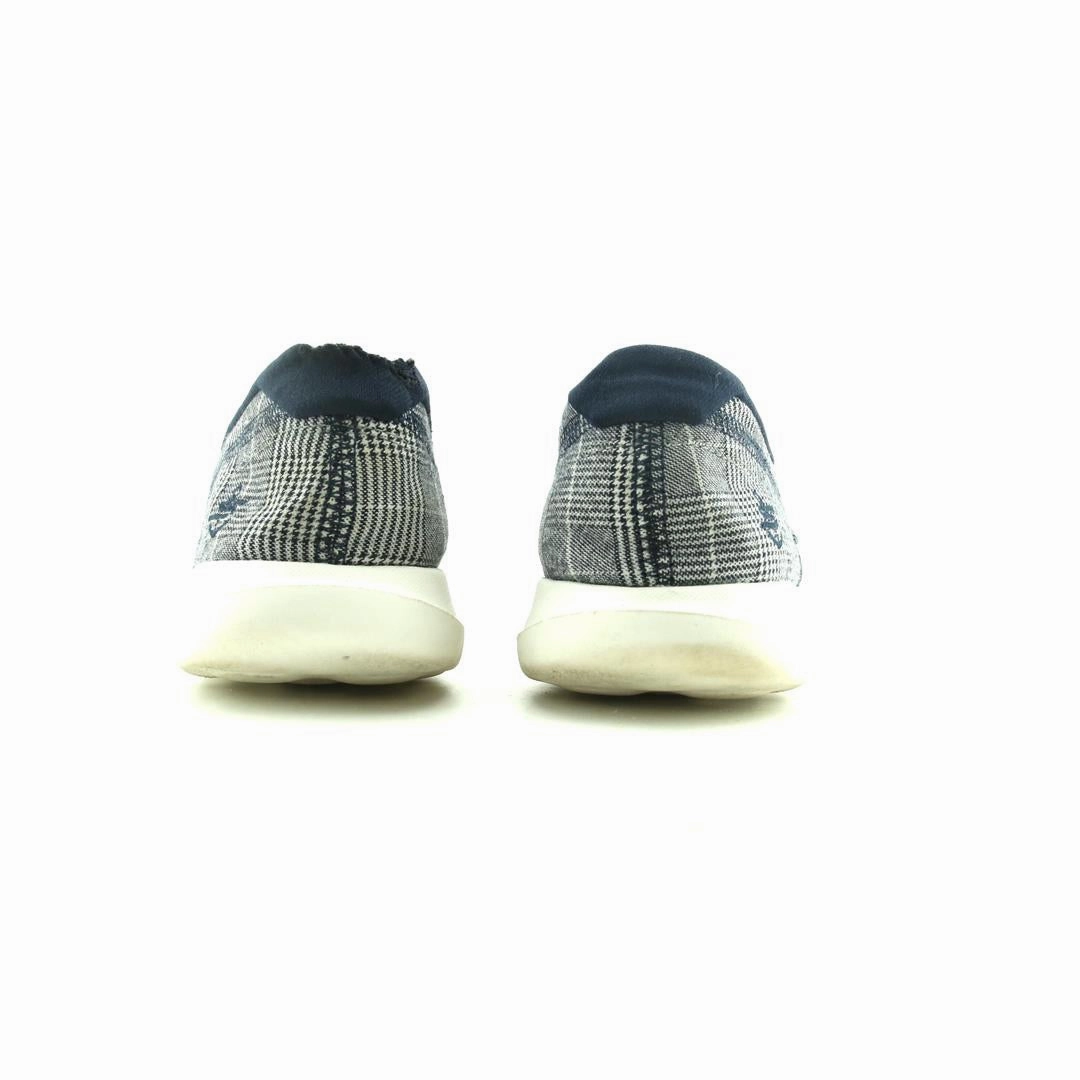 SKECHERS ON THE GO WALK LITE Skechers shoe design snapshots