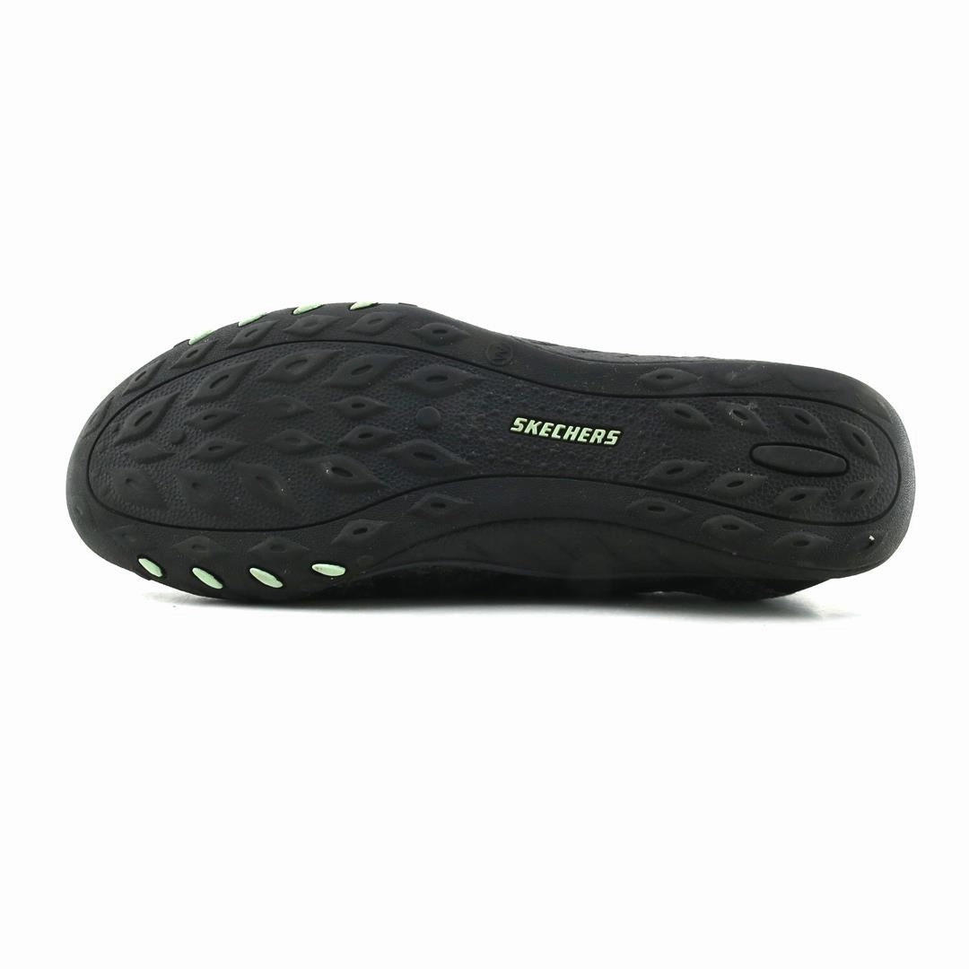 SKECHERS RELAXED FIT: BREATHE EASY - FORTUNE-KNIT WIDE FIT Skechers comfortable shoe styles