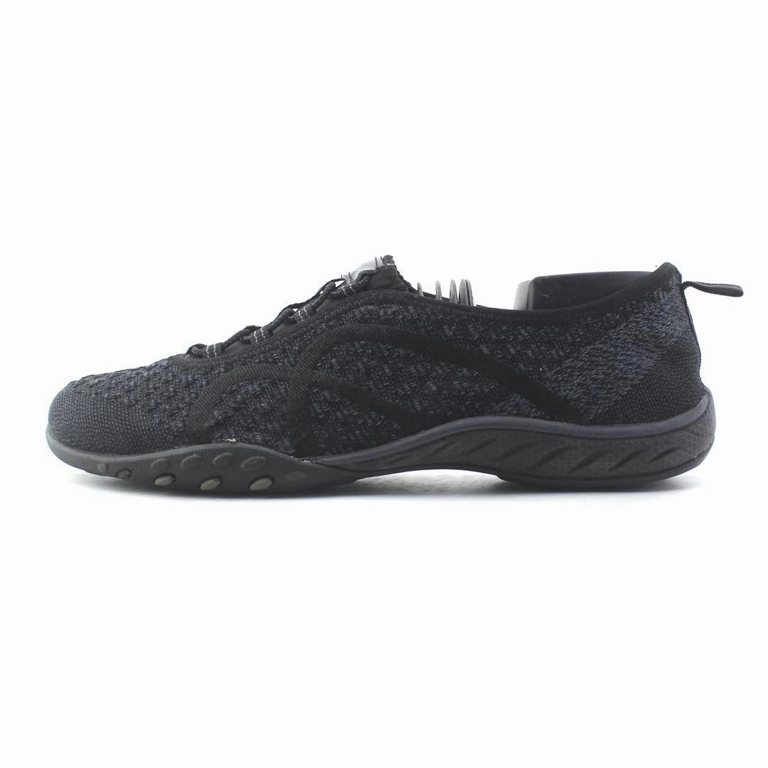 SKECHERS RELAXED FIT: BREATHE EASY - FORTUNE-KNIT WIDE FIT Skechers versatile everyday shoes
