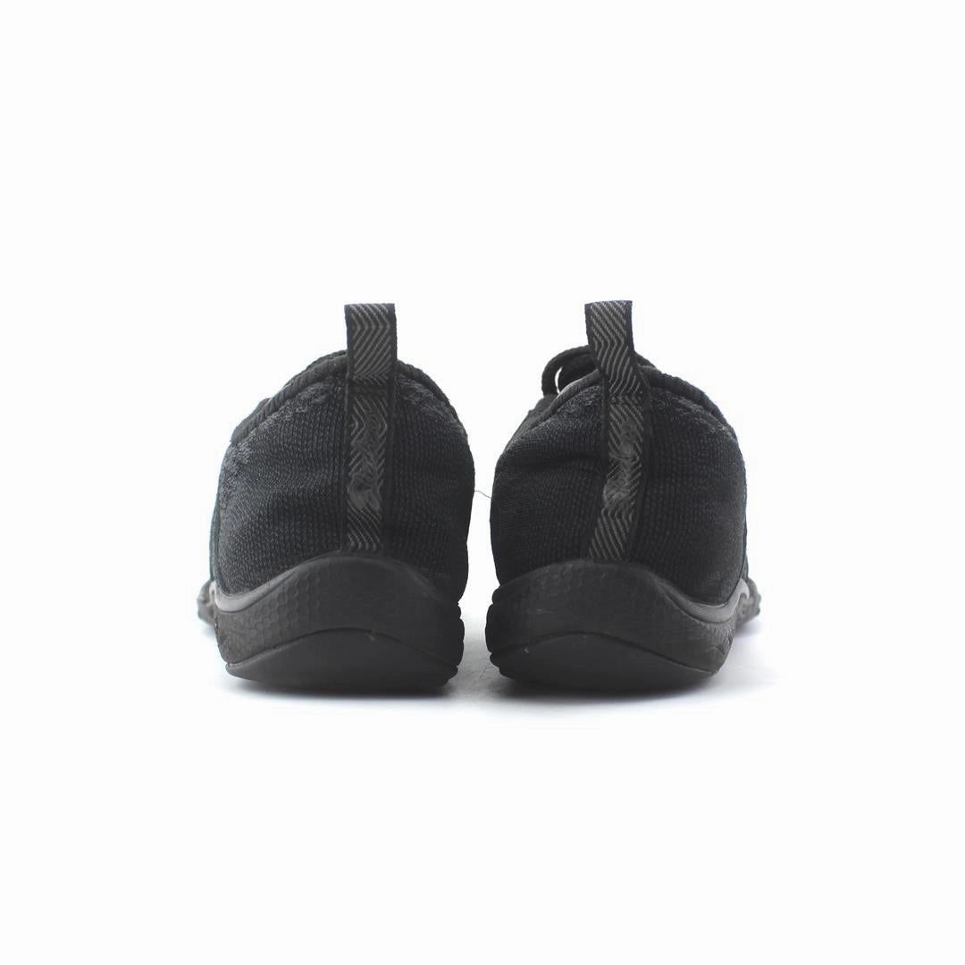 SKECHERS RELAXED FIT: BREATHE-EASY - INFI-KNITY Skechers shoe design snapshots