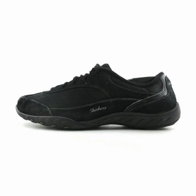 SKECHERS RELAXED FIT MEMORY FOAM Skechers versatile everyday shoes