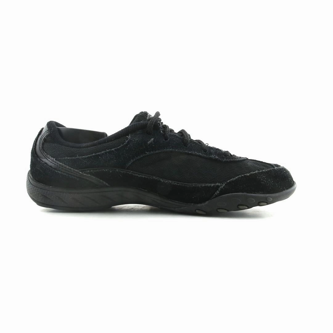 SKECHERS RELAXED FIT MEMORY FOAM Skechers shoe design snapshots