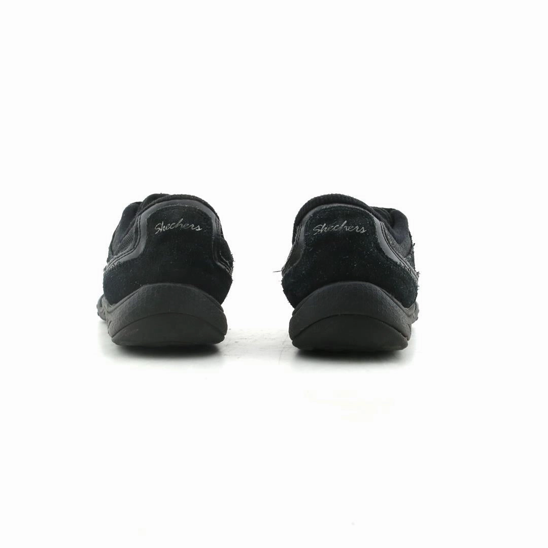 SKECHERS RELAXED FIT MEMORY FOAM Skechers shoe design snapshots