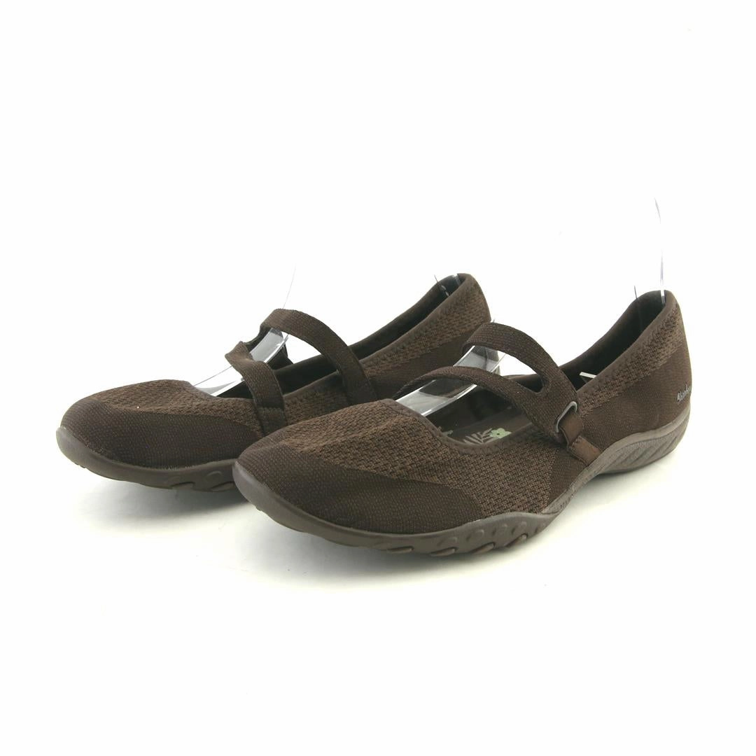 SKECHERS RELAXED FIT MEMORY FOAM Skechers versatile everyday shoes