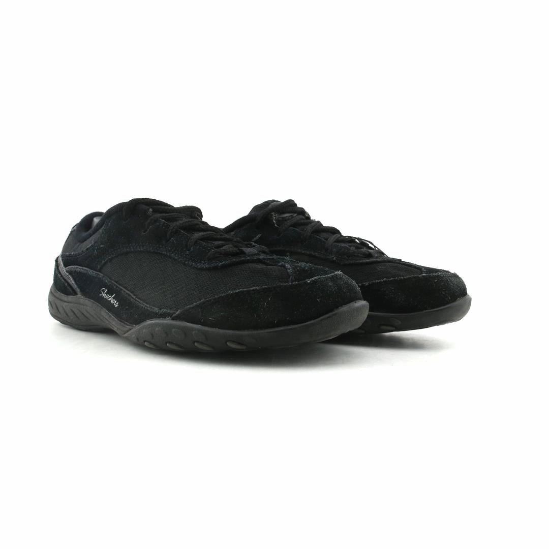 SKECHERS RELAXED FIT MEMORY FOAM Skechers shoe design snapshots