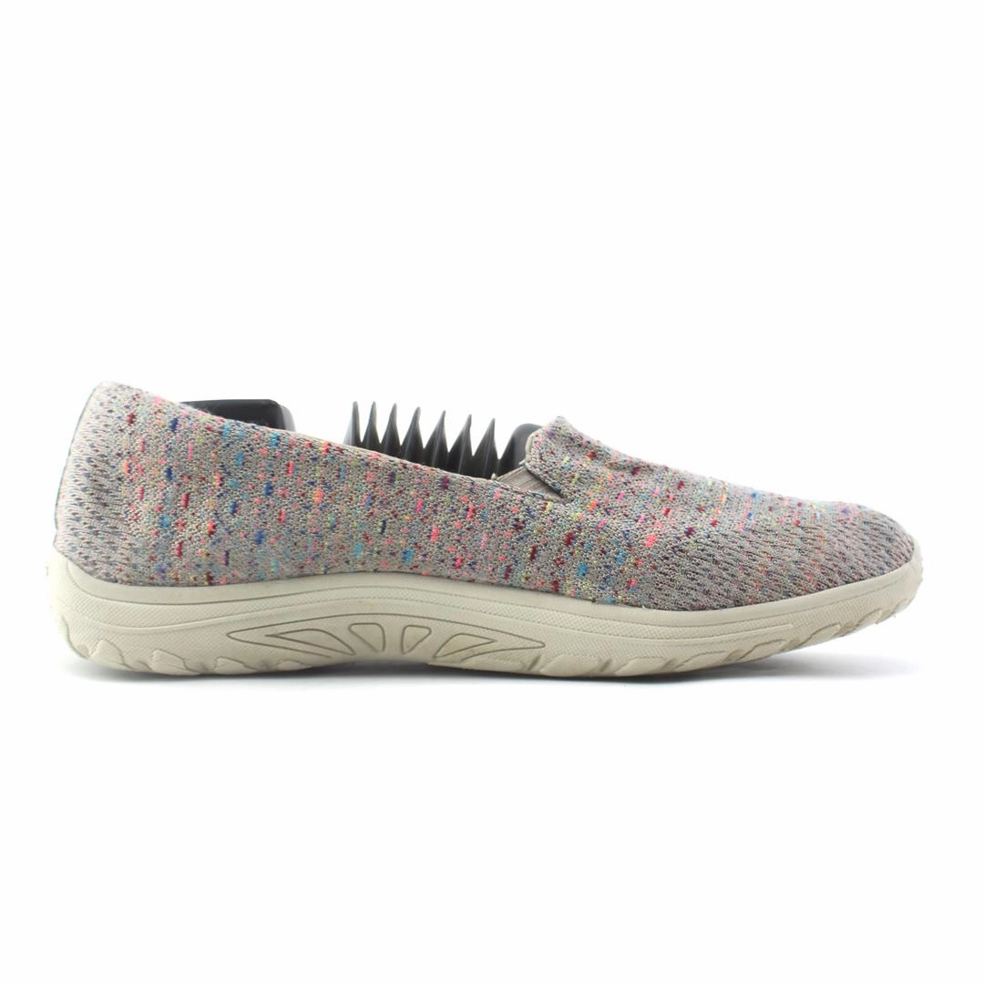SKECHERS RELAXED FIT REGGAE FEST - WICKER Skechers shoe design snapshots