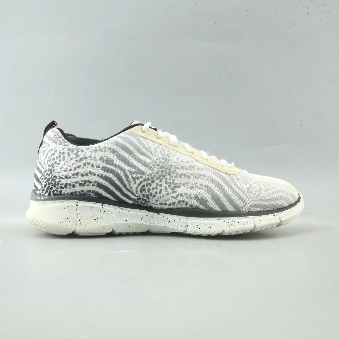 SKECHERS SKECH-KNIT Skechers comfortable shoe styles