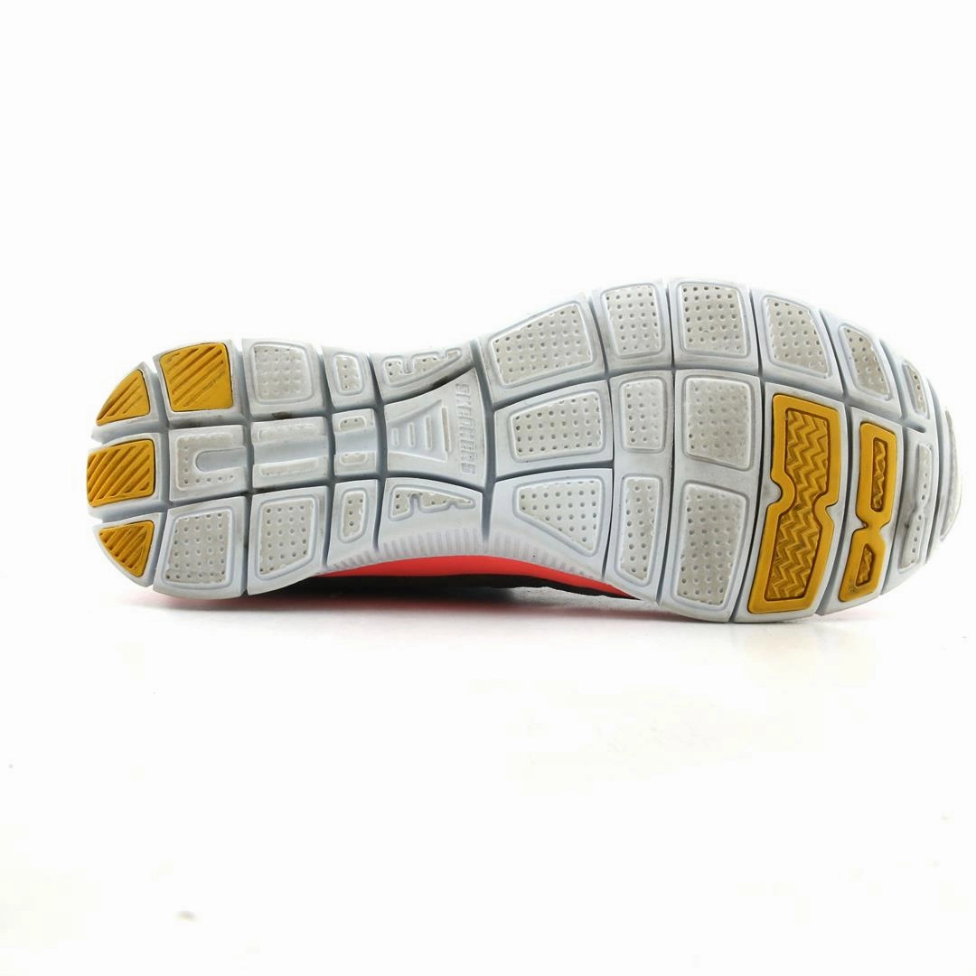 SKECHERS SKECH KNIT Skechers shoe design snapshots