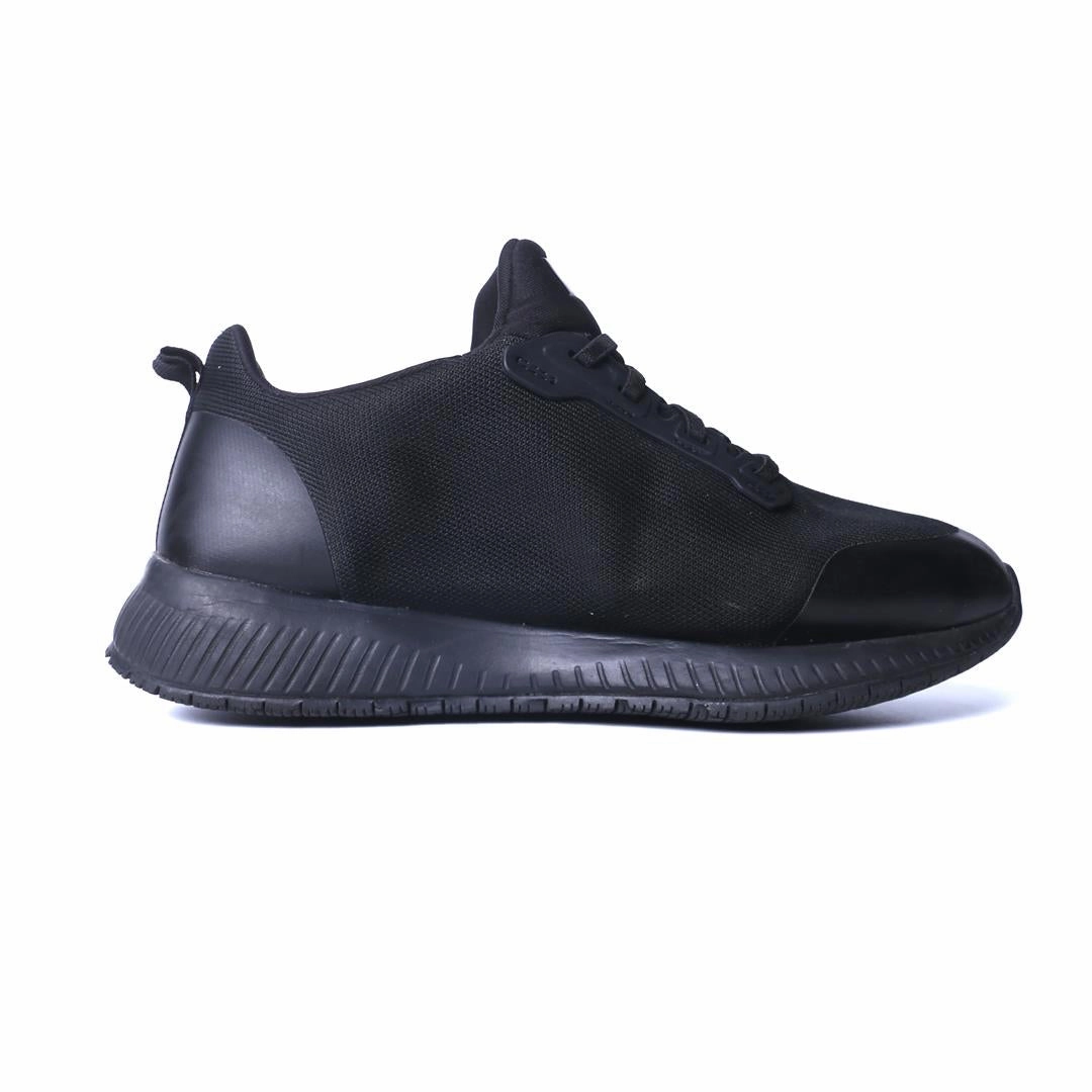 SKECHERS SQUAD Skechers everyday footwear shots