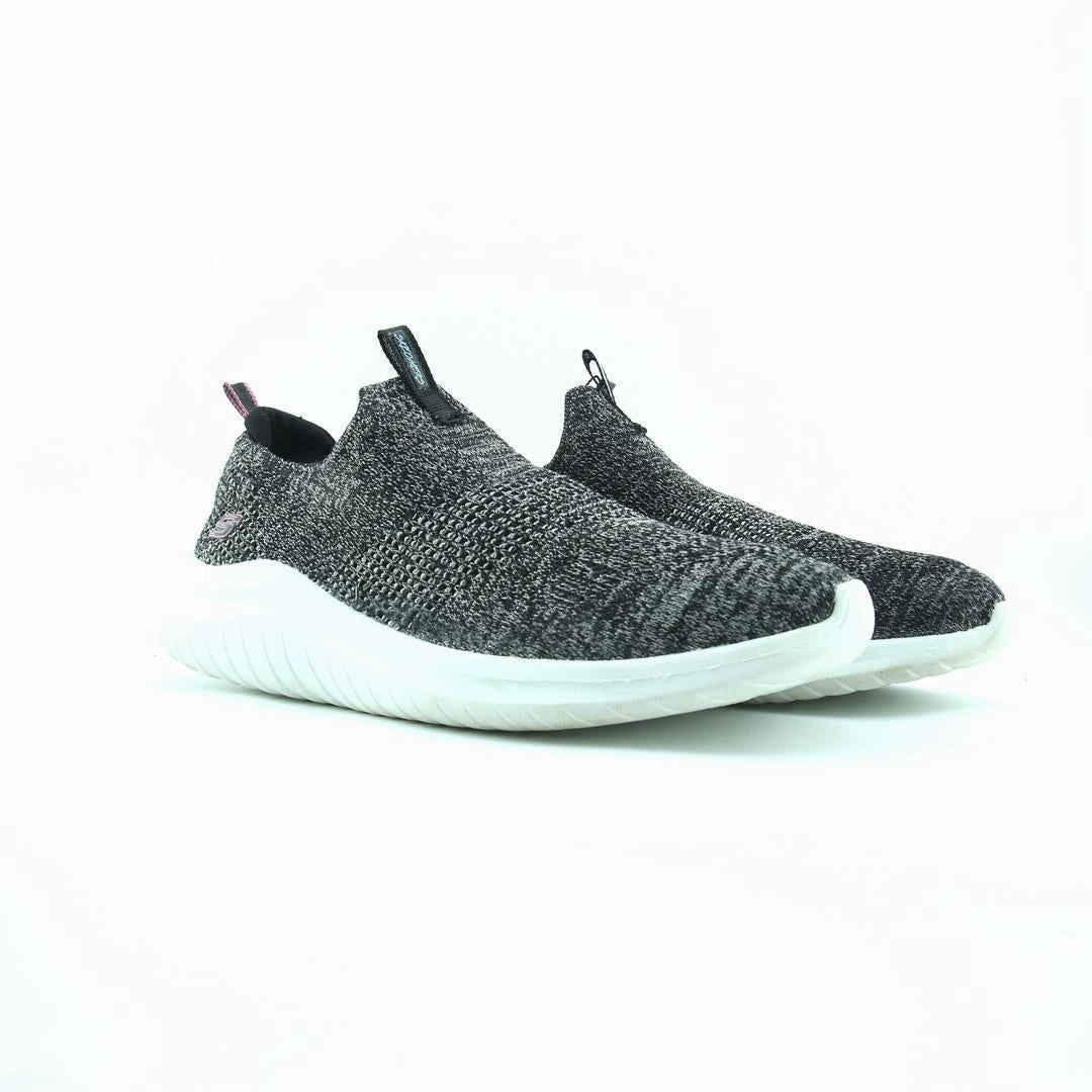 SKECHERS STRETCH-FIT Skechers comfortable shoe styles