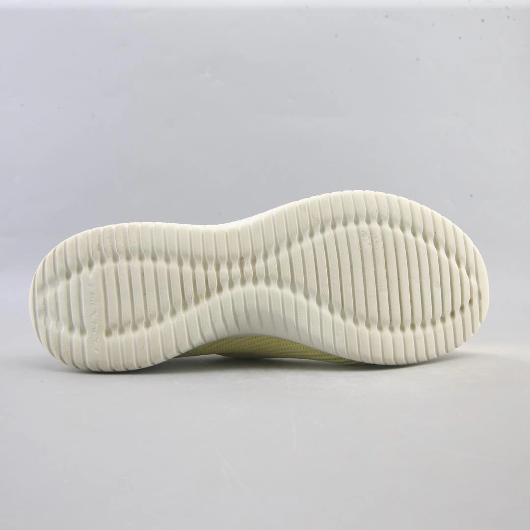 SKECHERS STRETCH POP Skechers shoe design snapshots