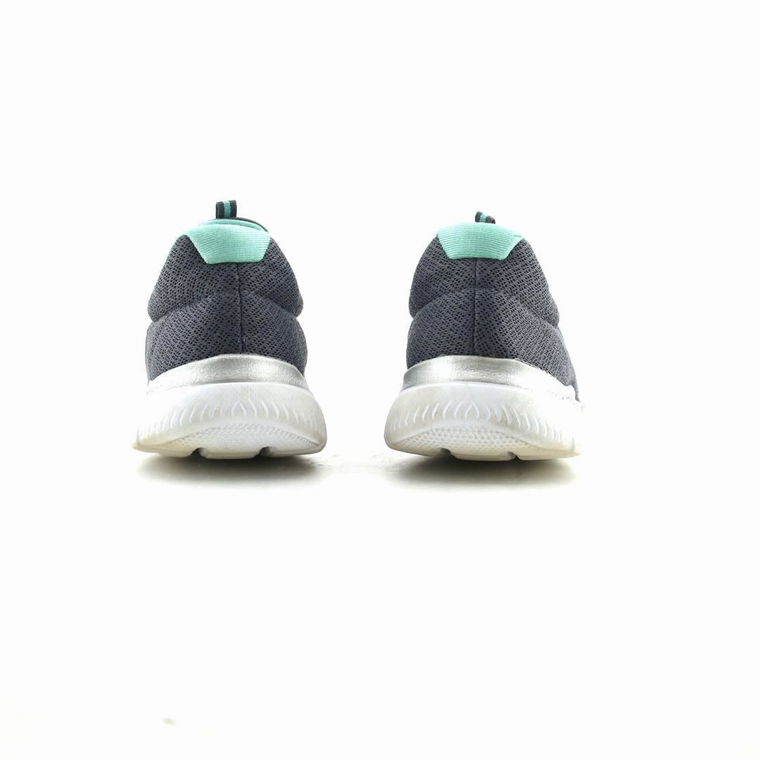 SKECHERS SUMMITS Skechers shoe design snapshots