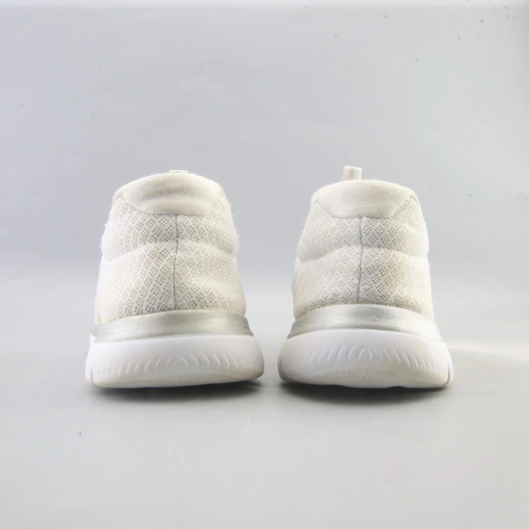 SKECHERS SUMMITS Skechers shoe design snapshots