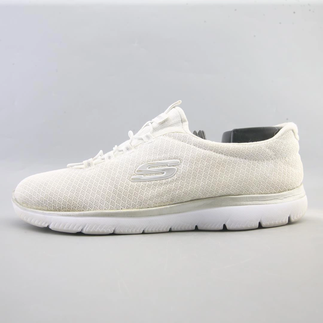 SKECHERS SUMMITS Skechers versatile everyday shoes