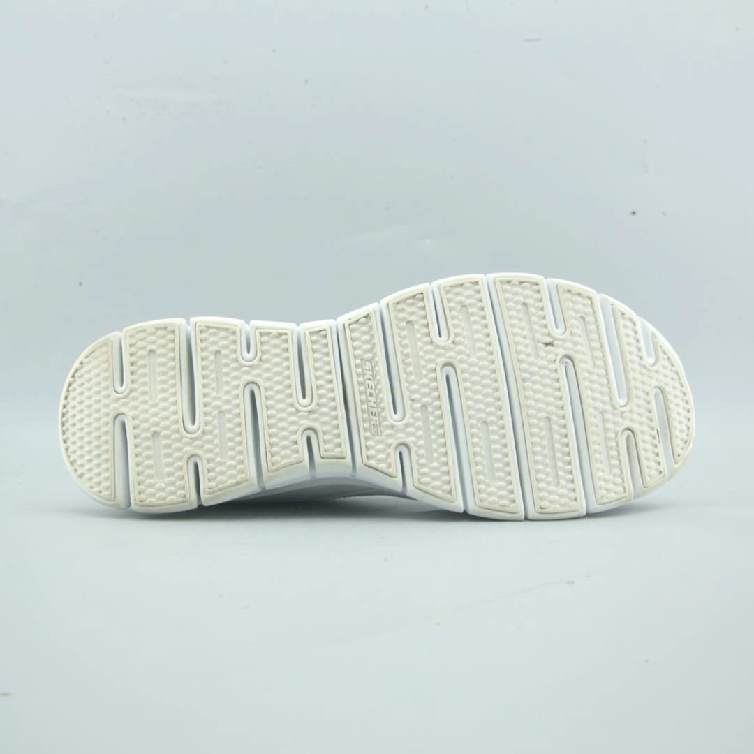 SKECHERS SYNERGY ELITE STATUS Skechers everyday footwear shots