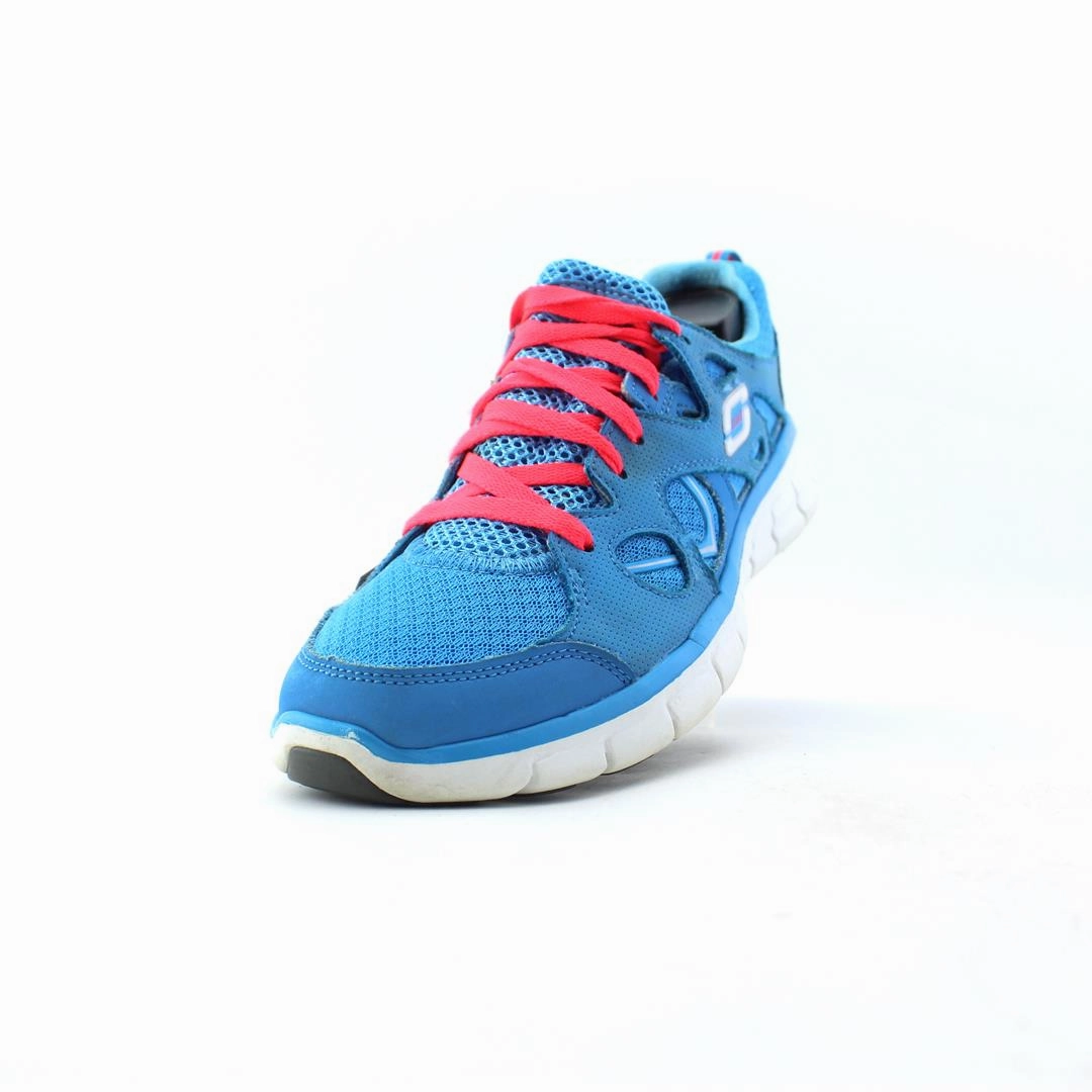 SKECHERS ULTIMATE Skechers shoe design snapshots