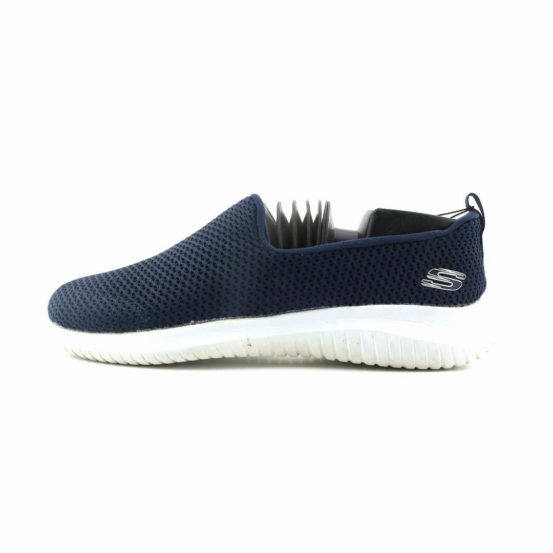 SKECHERS ULTRA FLEX Skechers versatile everyday shoes