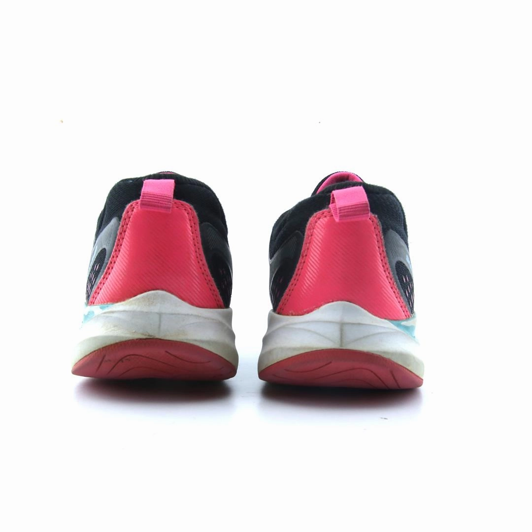 SKECHERS ULTRA GROOVE MISS HYDRO Skechers comfortable shoe styles