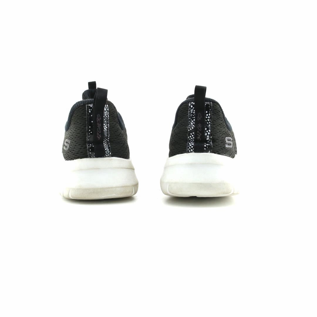 SKECHERS ULTRAFLEX BUNGEE Skechers shoe design snapshots