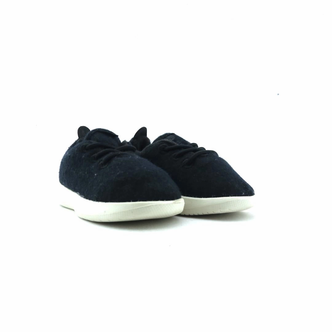 Smallbirds - wool runners - Black (White Sole) casual comfortable footwear