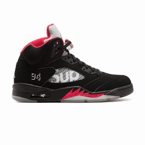 Supreme x Air Jordan 5 Retro Noir Varsity Rogue Red Air Jordan basketball shoes with classic look