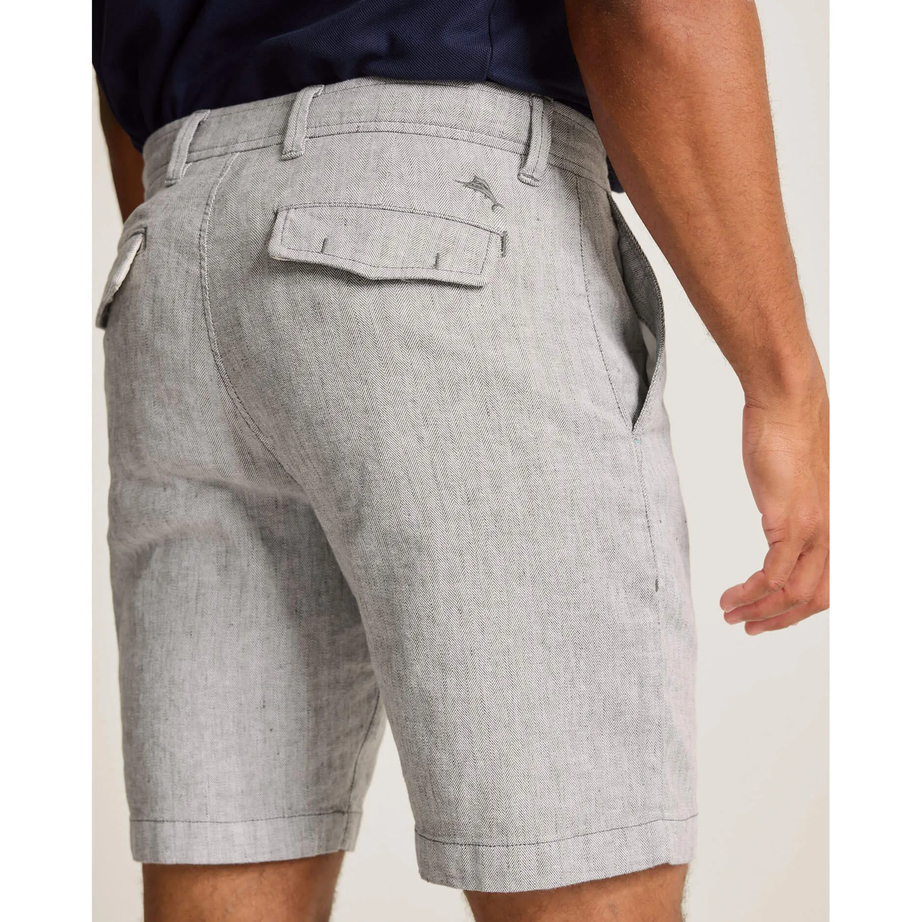 Tommy Bahama Men's 9-Inch Beach Coast Linen Shorts - Bala Shark Tommy Bahama Clothing