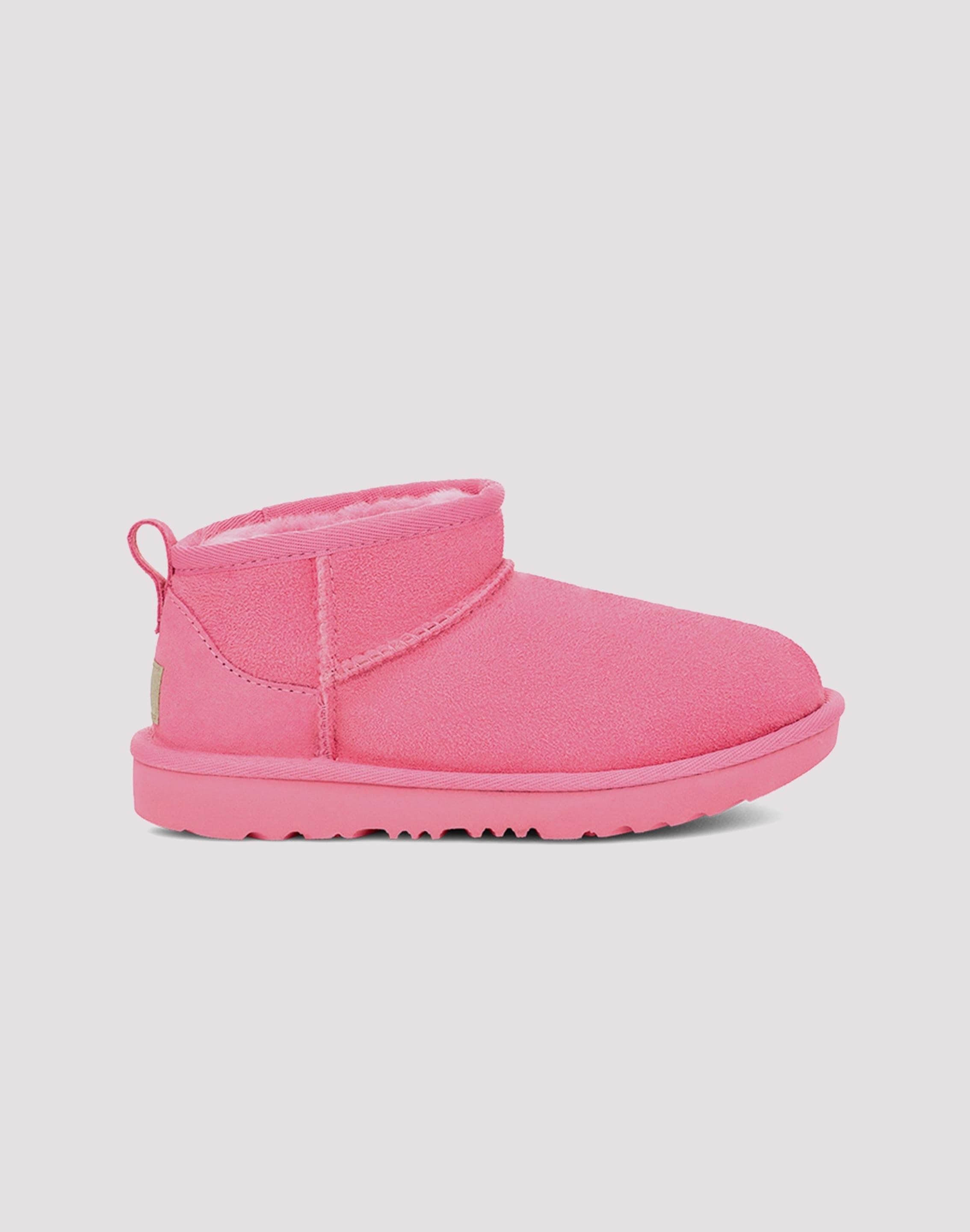 UGG Classic Ultra Mini Boot Grade-School Ugg cozy shoes with warm lining