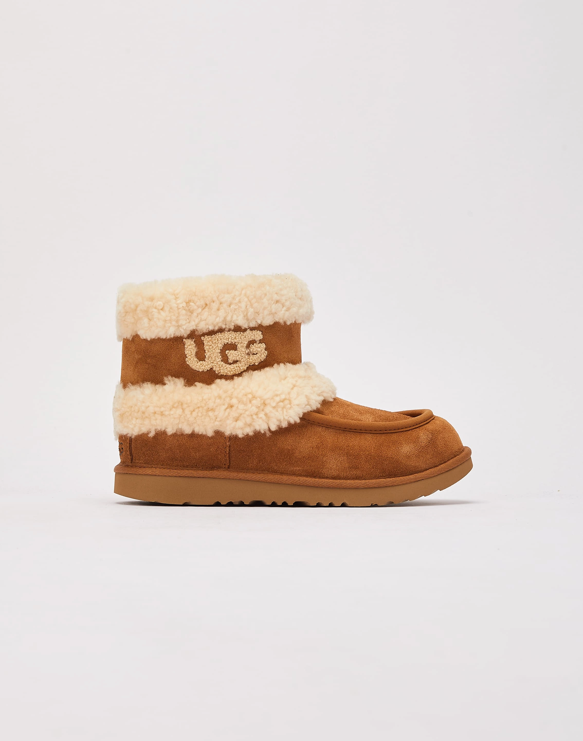 UGG Ultra Mini Fluff Boots Grade-School Ugg cozy shoes with warm lining
