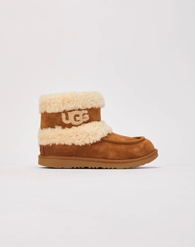 UGG Ultra Mini Fluff Boots Grade-School Ugg cozy shoes with warm lining