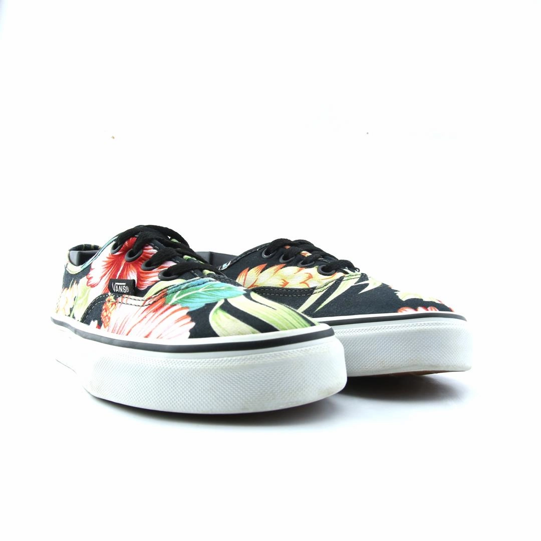 VANS AUTHENTIC FLORAL Vans classic sneaker styles