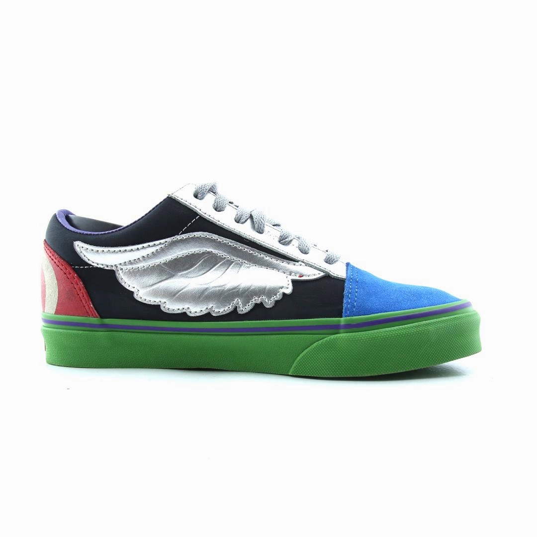 VANS AUTHENTIC MARVEL WINGS Vans classic sneaker styles