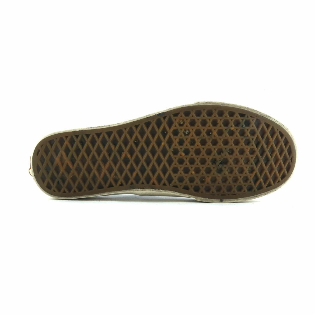 VANS AUTHENTIC UC Vans skate shoe imagery
