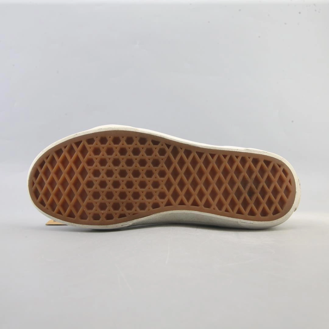 VANS AUTHENTIC Vans casual shoe snapshots