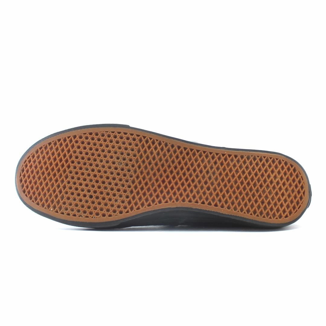 VANS AUTHENTIC Vans casual shoe snapshots