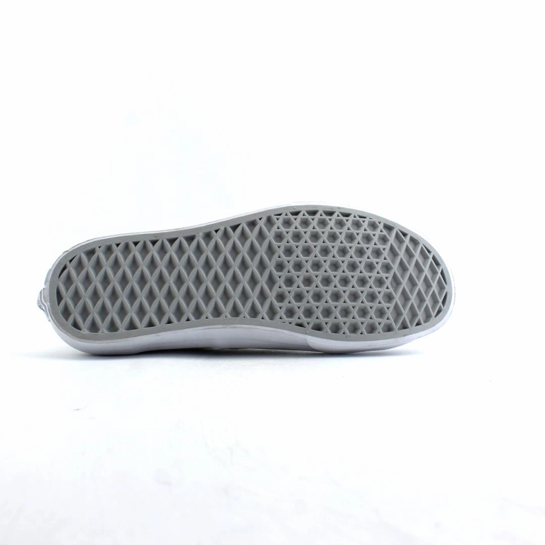 VANS AUTHENTIC Vans casual shoe snapshots