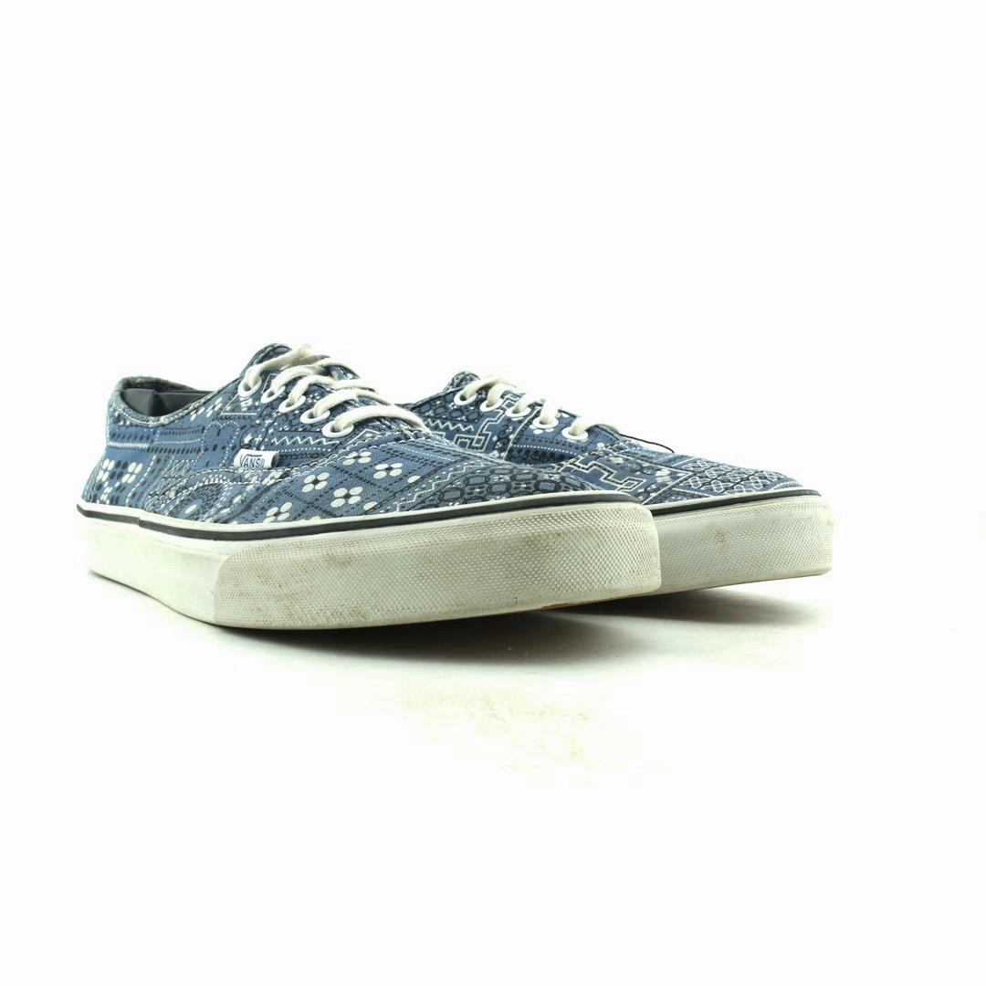 VANS AUTHENTIC Vans casual shoe snapshots