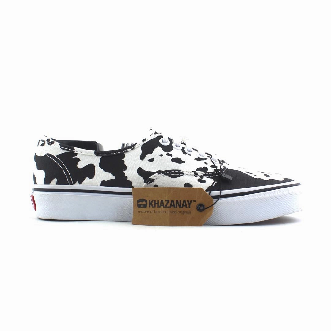 VANS AUTHENTIC Vans casual shoe snapshots