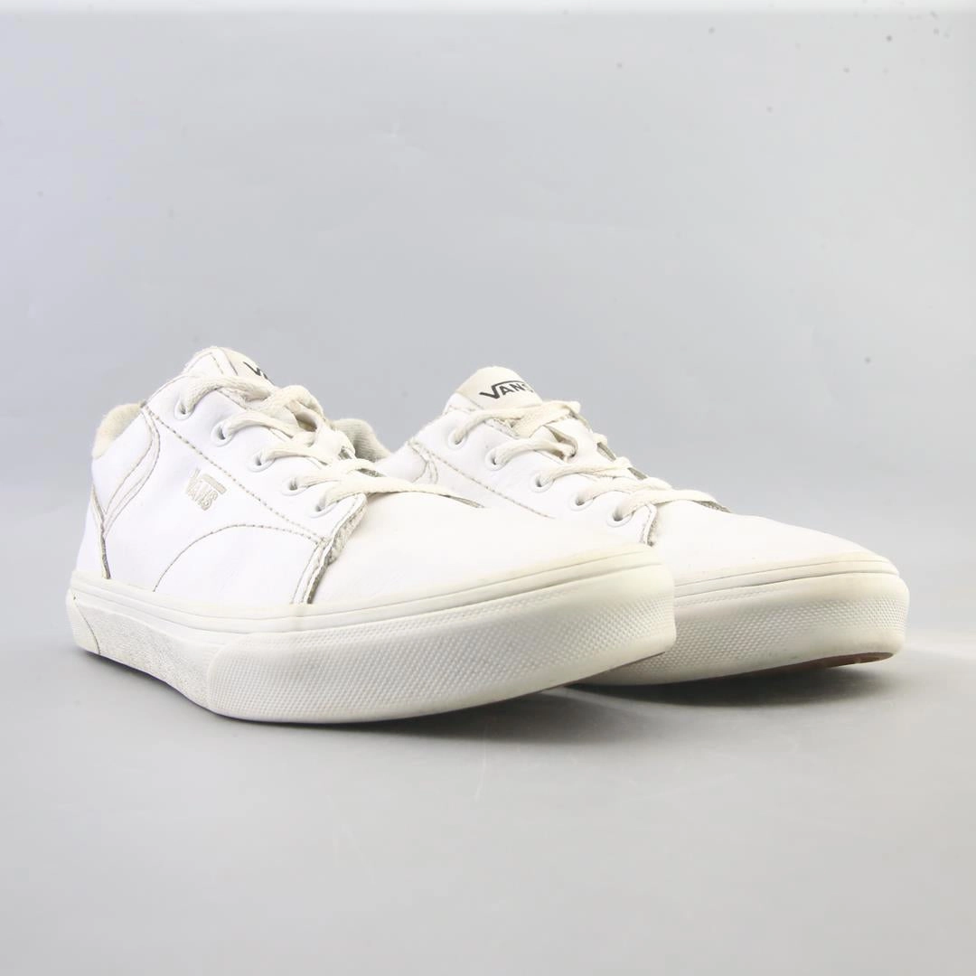 VANS AUTHENTIC Vans casual shoe snapshots