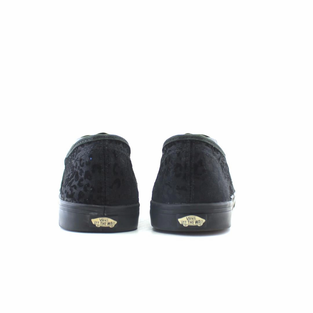 VANS AUTHENTIC Vans casual shoe snapshots