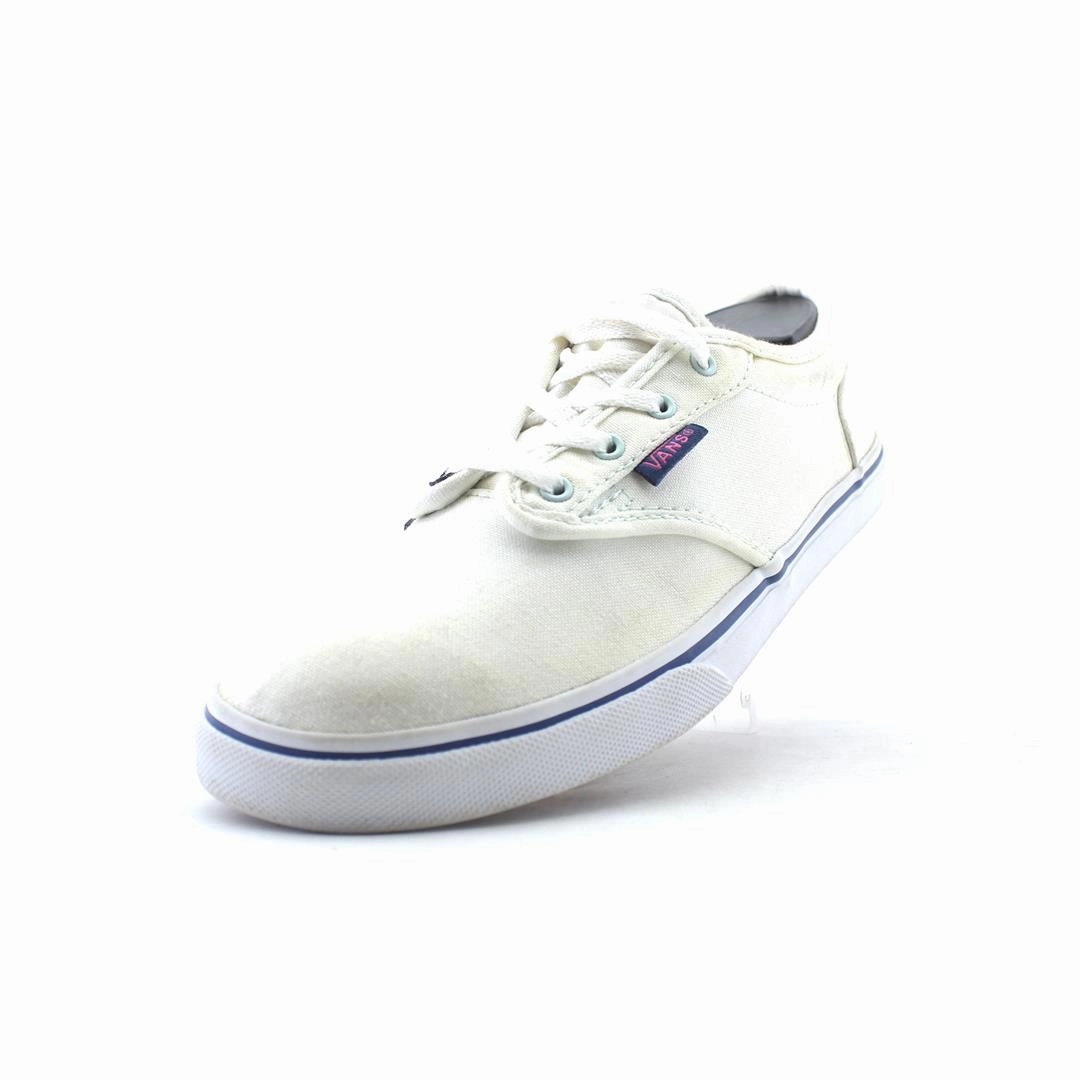 VANS AUTHENTIC Vans casual shoe snapshots
