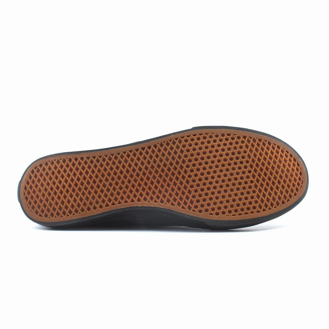 VANS AUTHENTIC Vans casual shoe snapshots