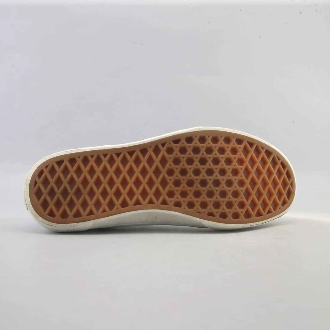 VANS AUTHENTIC Vans casual shoe snapshots