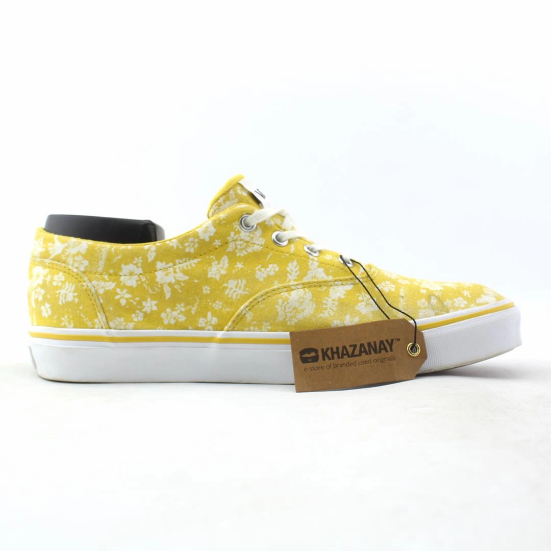 VANS AUTHENTIC Vans casual shoe snapshots