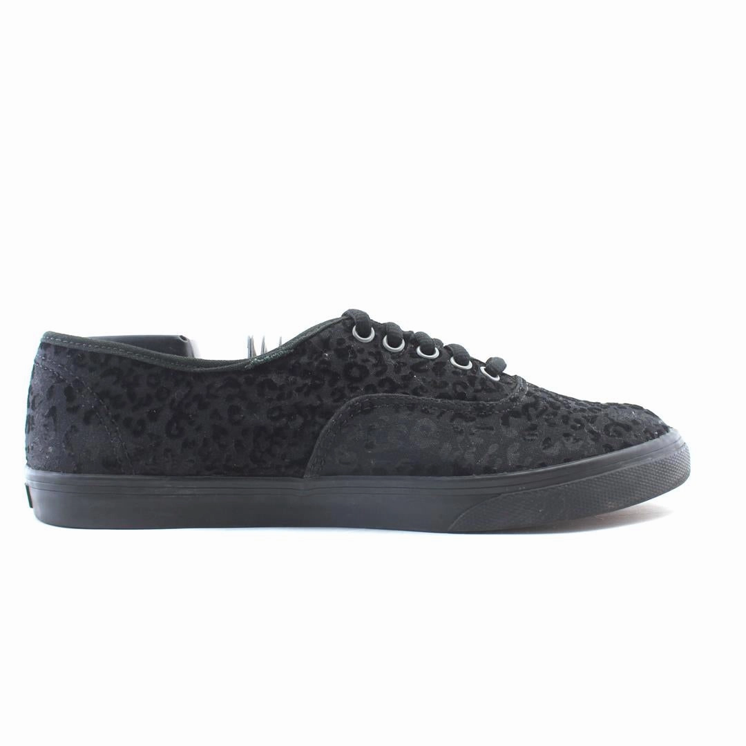 VANS AUTHENTIC Vans casual shoe snapshots