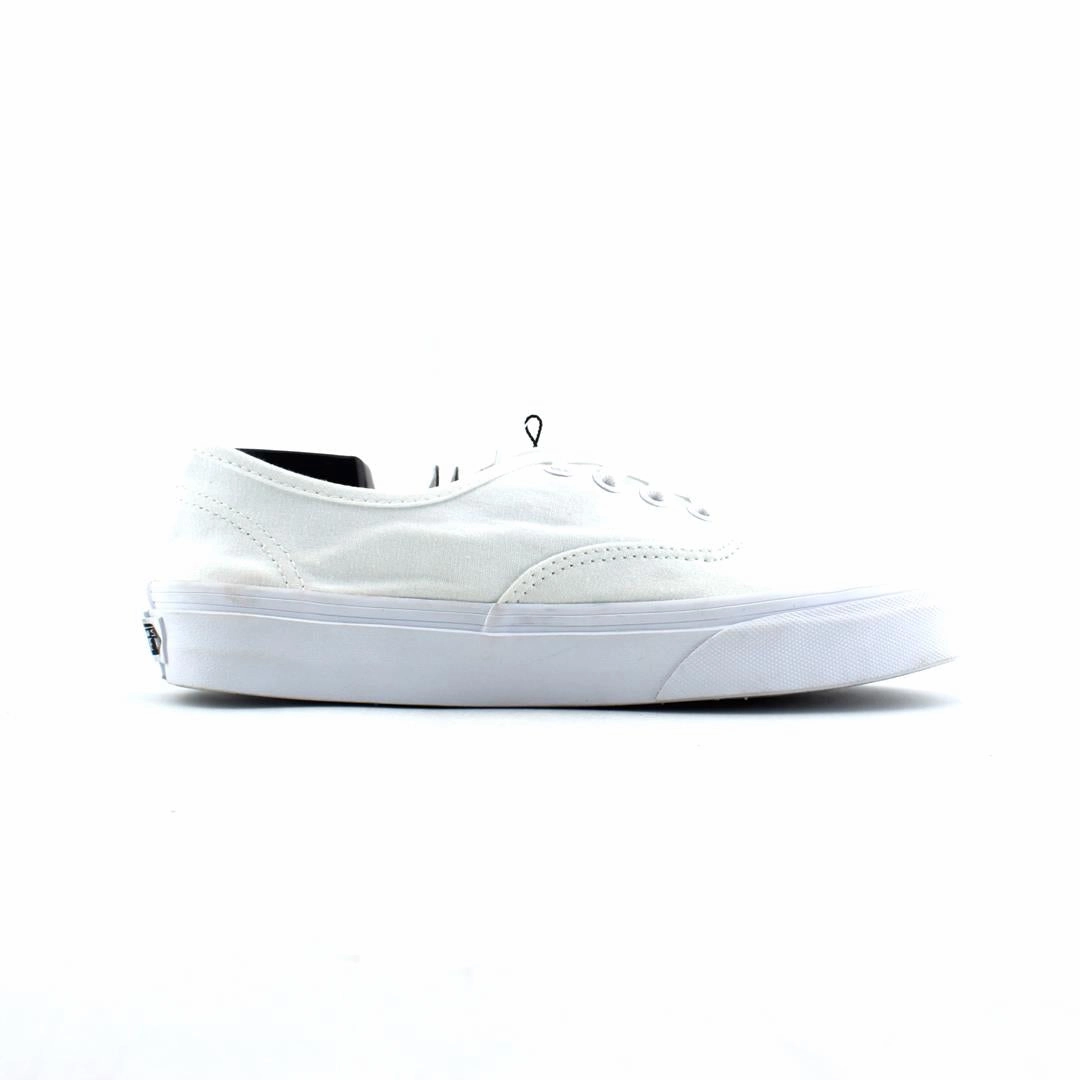VANS AUTHENTIC Vans casual shoe snapshots